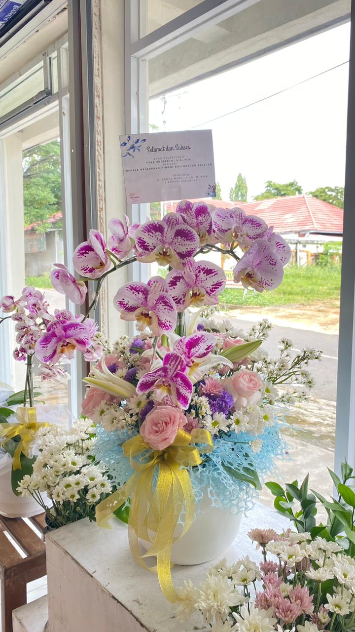 Vase Anggrek 2